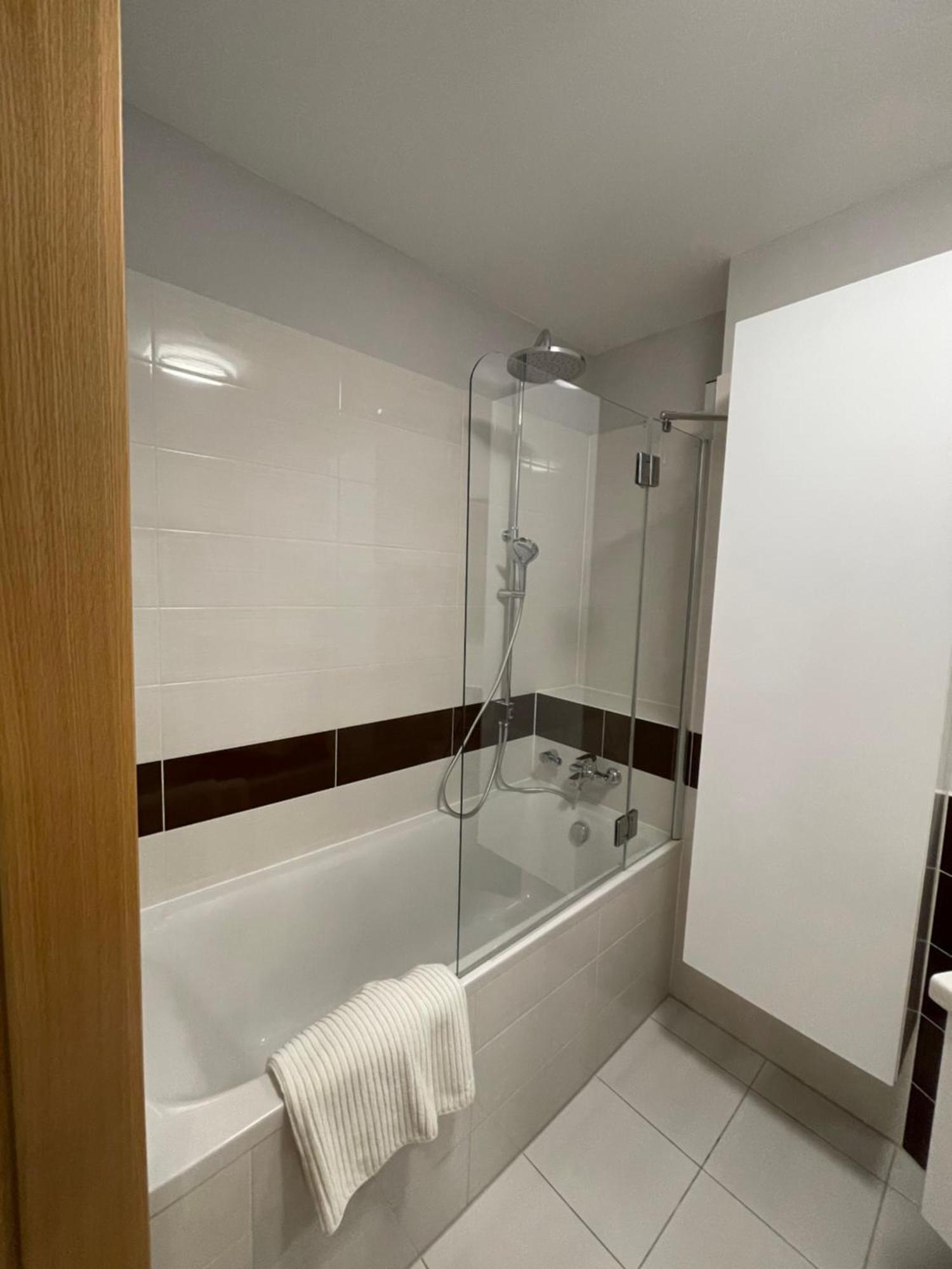 Sag Panorama City Apartment 3 Rooms Free Parking Free Wifi Bratislava Ngoại thất bức ảnh